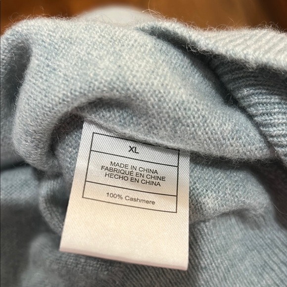 NWT light green Quince Cowl Neck Sweater. Beautiful green - Picture 10 of 11